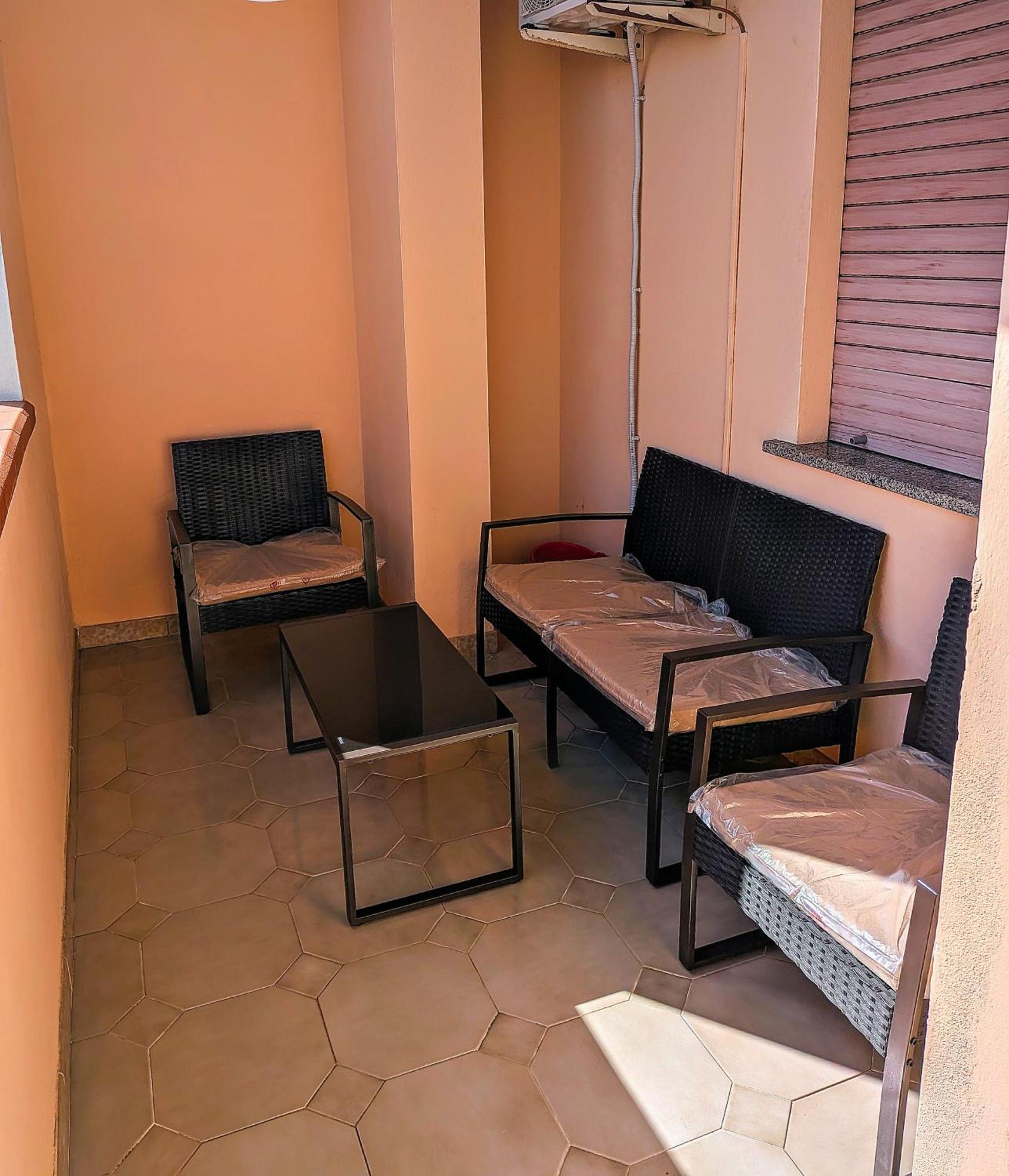 House Riky Apartment Асемини Екстериор снимка